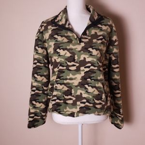 Camouflage fleece top